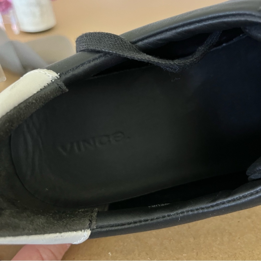 VINCE Men's Leather Low Top Contrast Seanker - Picture 6 of 8